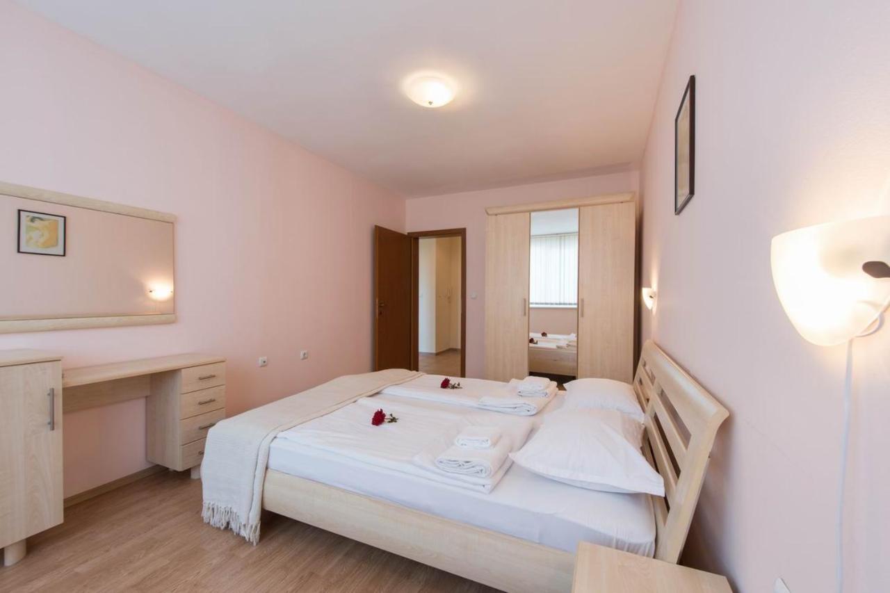 GT Riviera Fort Beach Apartments Rawda Exterior foto